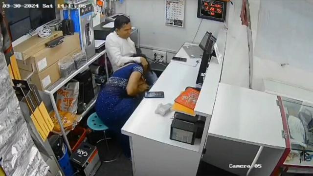 Indian Manager Affair With Two Wives CCTV Recording